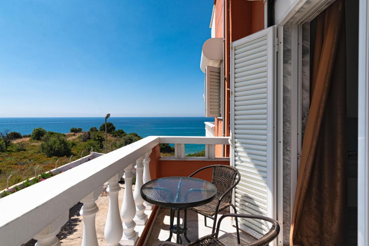 يميناريا Villa Gonates المظهر الخارجي الصورة