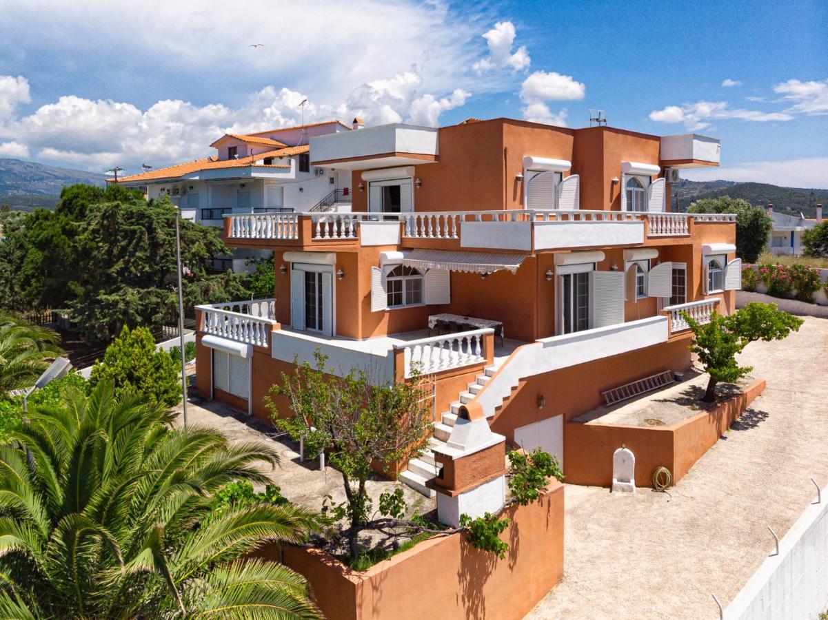 يميناريا Villa Gonates المظهر الخارجي الصورة